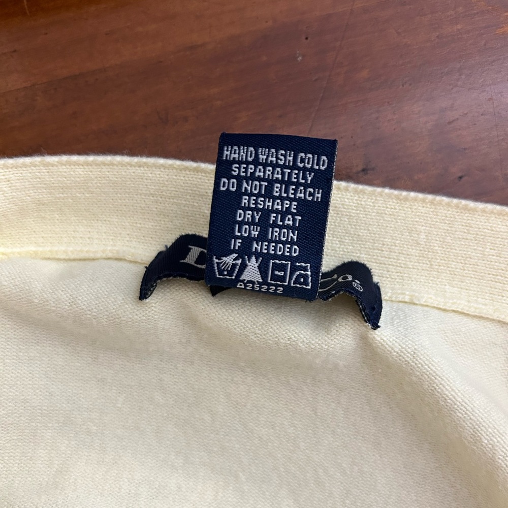 Denim & Co. Sweater - size Medium - Picture 4 of 4